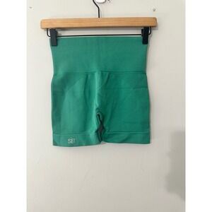 SET ACTIVE High Waisted Seamless Ribbed Biker Shorts Emerald Green